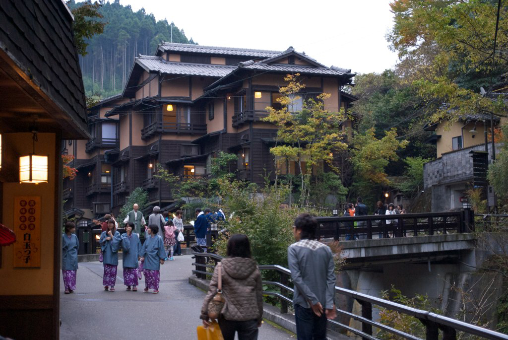 黑川溫泉街景